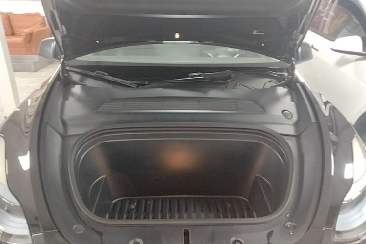Tesla Model Y 2022 #20 Tesla Model Y 2022 car image #20