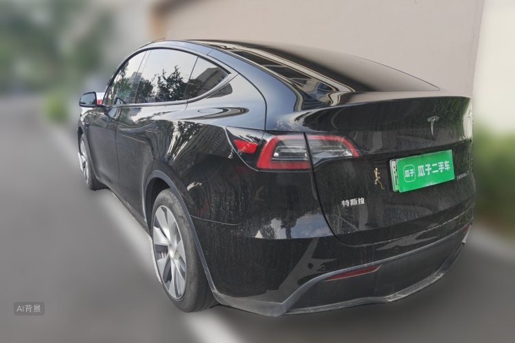Tesla Model Y 2023 #5 Tesla Model Y 2023 car image #5