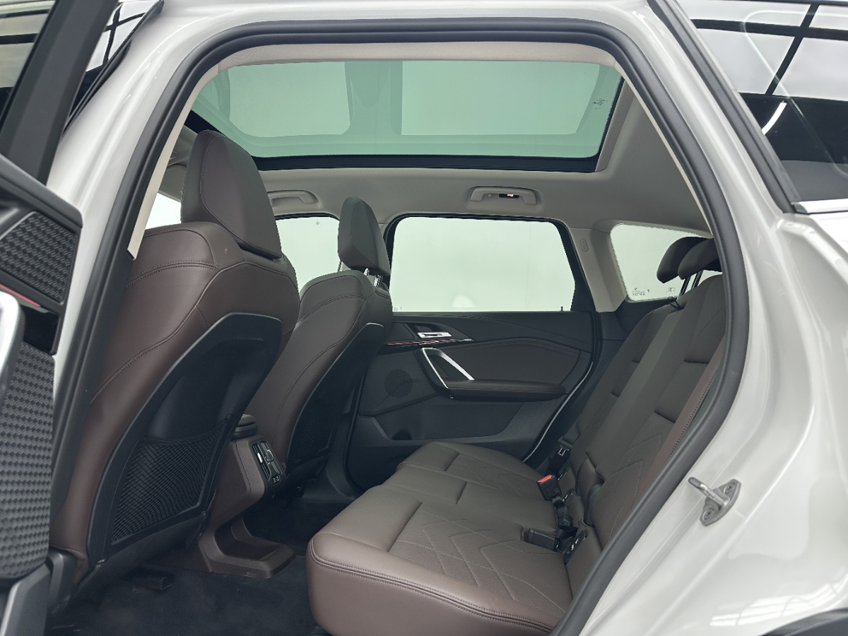 BMW X1 2023 car image #6