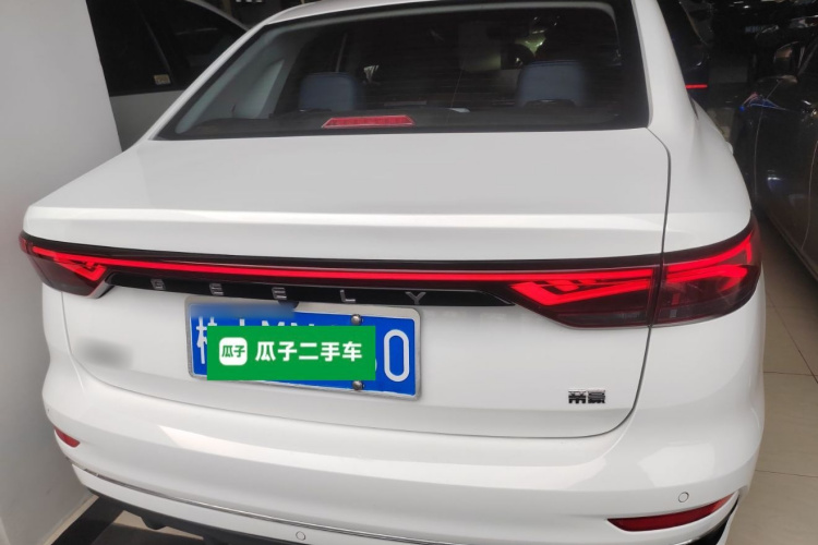 GEELY Emgrand 2022 imagem de carro #6