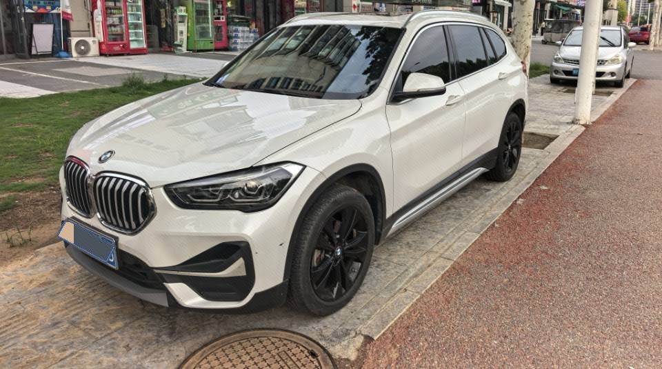 BMW X1 2022 car image 