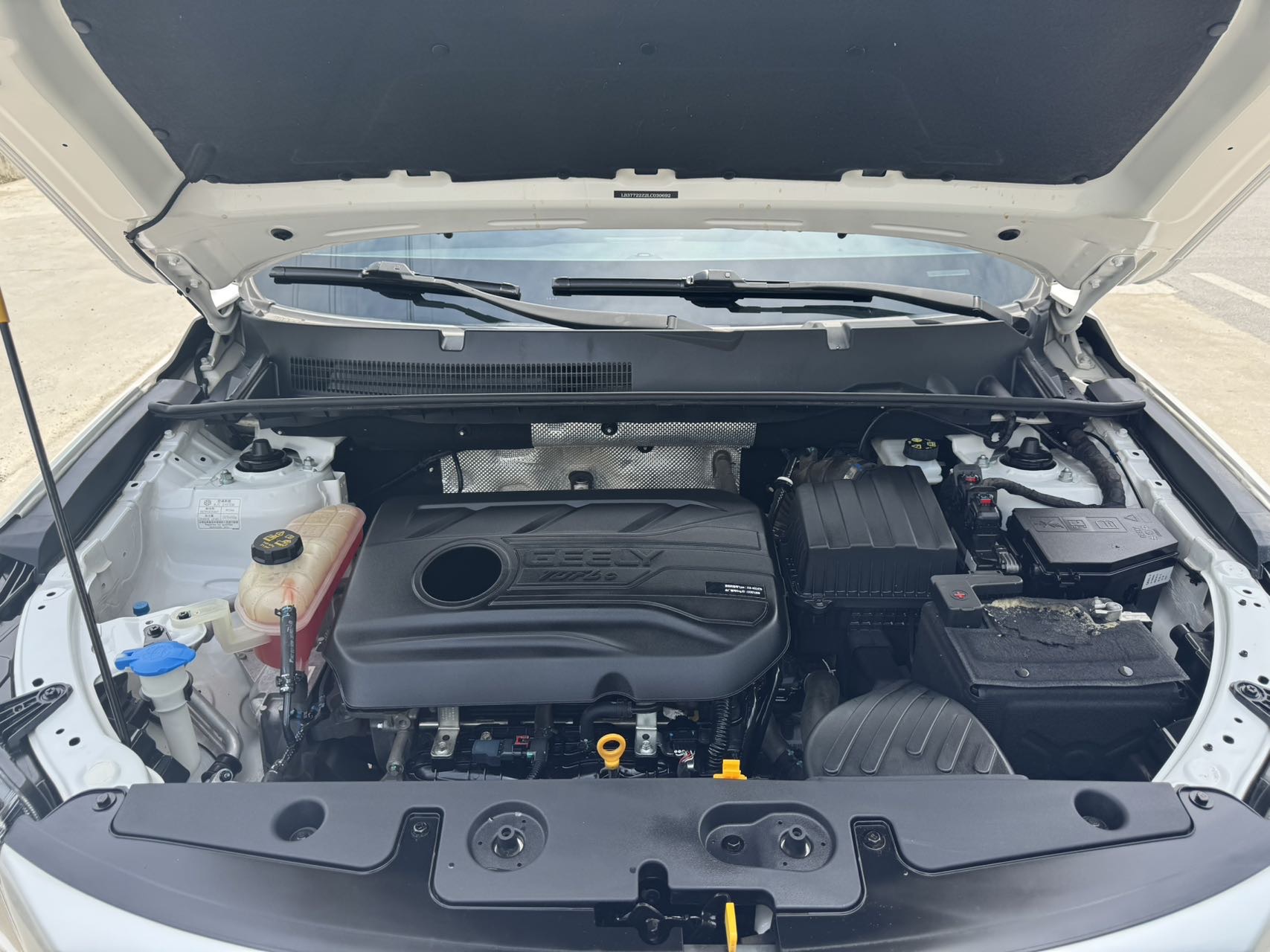 GEELY Vision X6 2020 car image #7