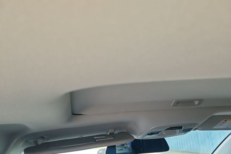 GEELY Emgrand 2021 car image #18