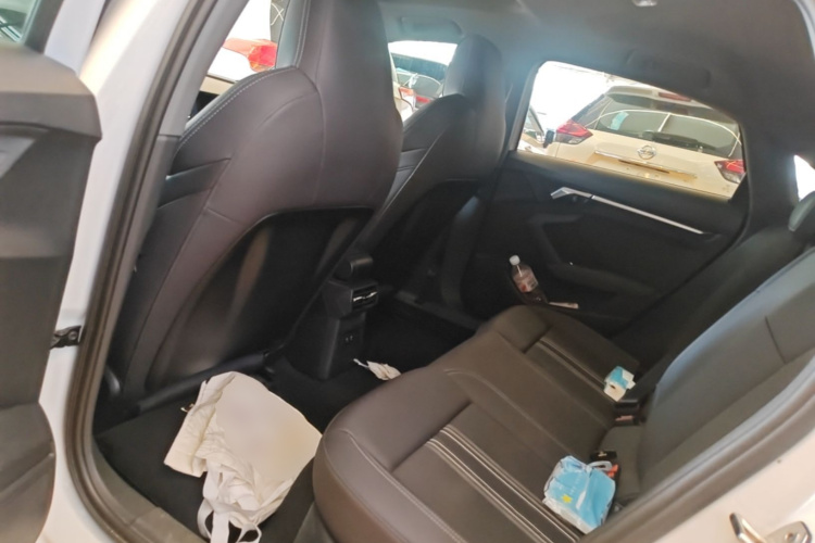 Audi A3 2023 immagine di auto #17