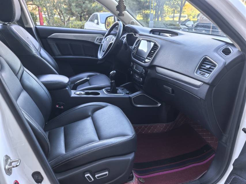 GEELY Vision X6 2017 immagine di auto #2