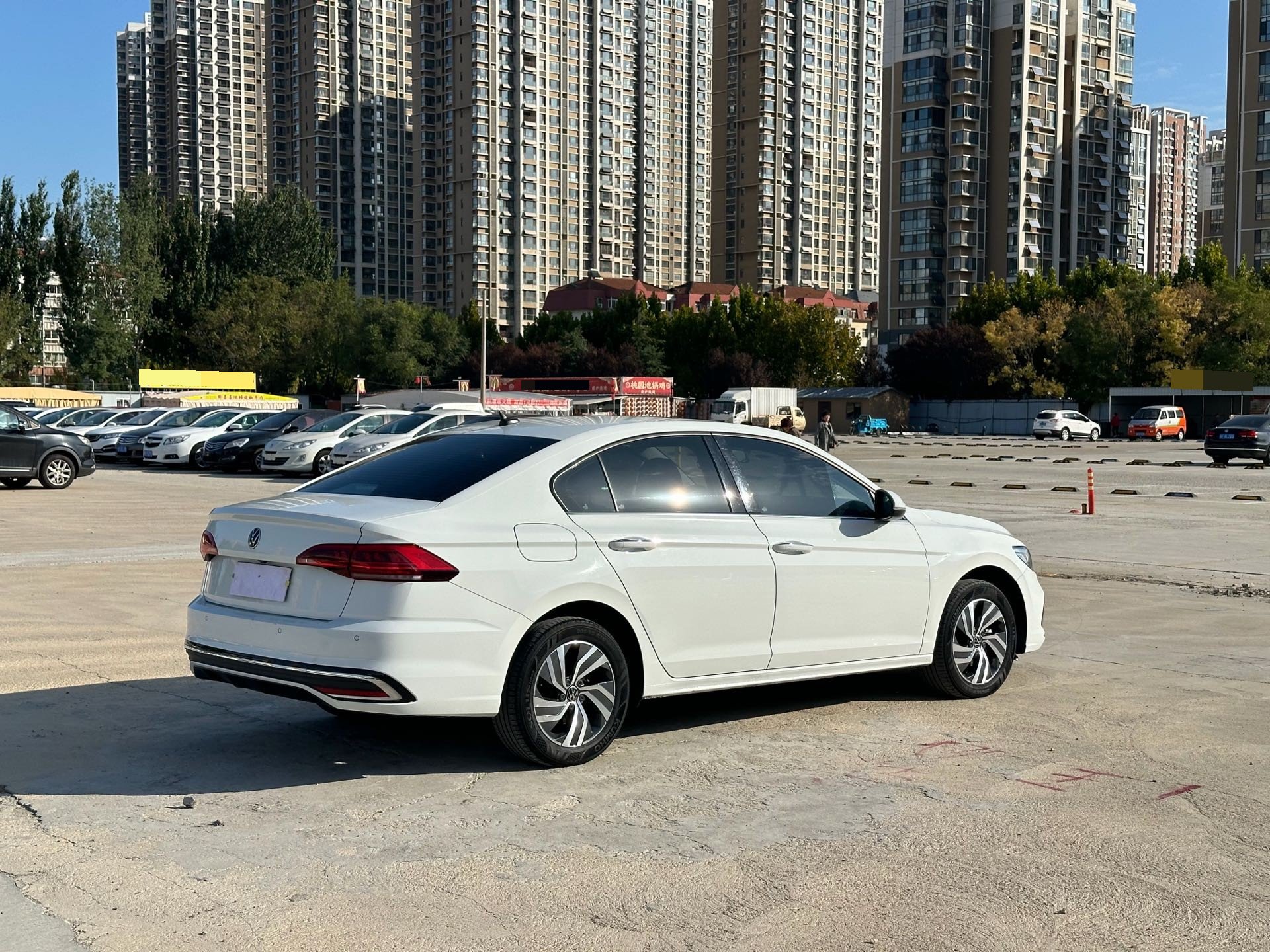 2023 car image #5