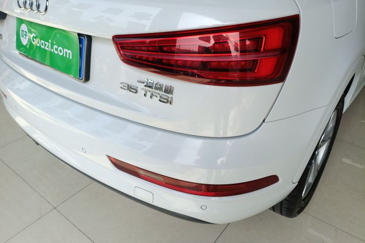Audi Q3 2017 #8 Audi Q3 2017 car image #8