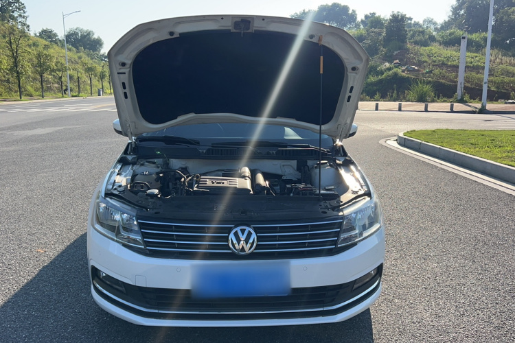 Volkswagen Lavida 2018 #15 Volkswagen Lavida 2018 car image #15