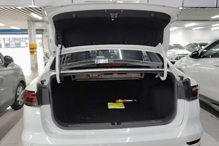 GEELY Emgrand 2023 car image #19