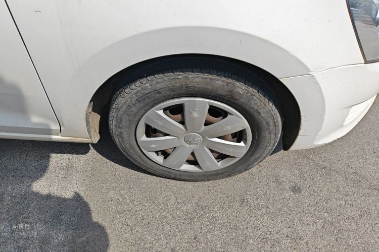 Volkswagen Santana 2015 car image #9