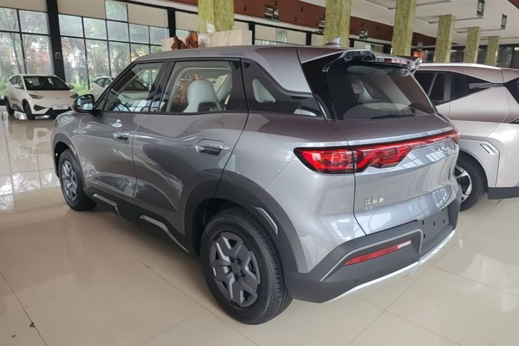 BYD YuanUP 2026 #5 BYD YuanUP 2026 car image #5