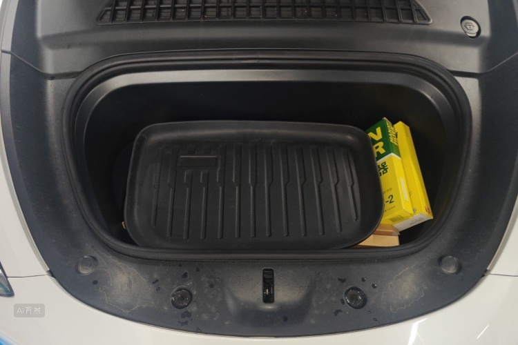 Tesla Model Y 2023 car image #22