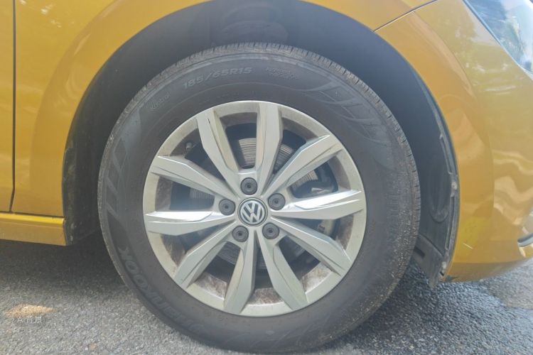 Volkswagen Polo 2019 car image #9