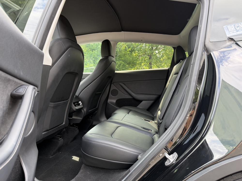 Tesla Model Y 2023 #14 Tesla Model Y 2023 car image #14