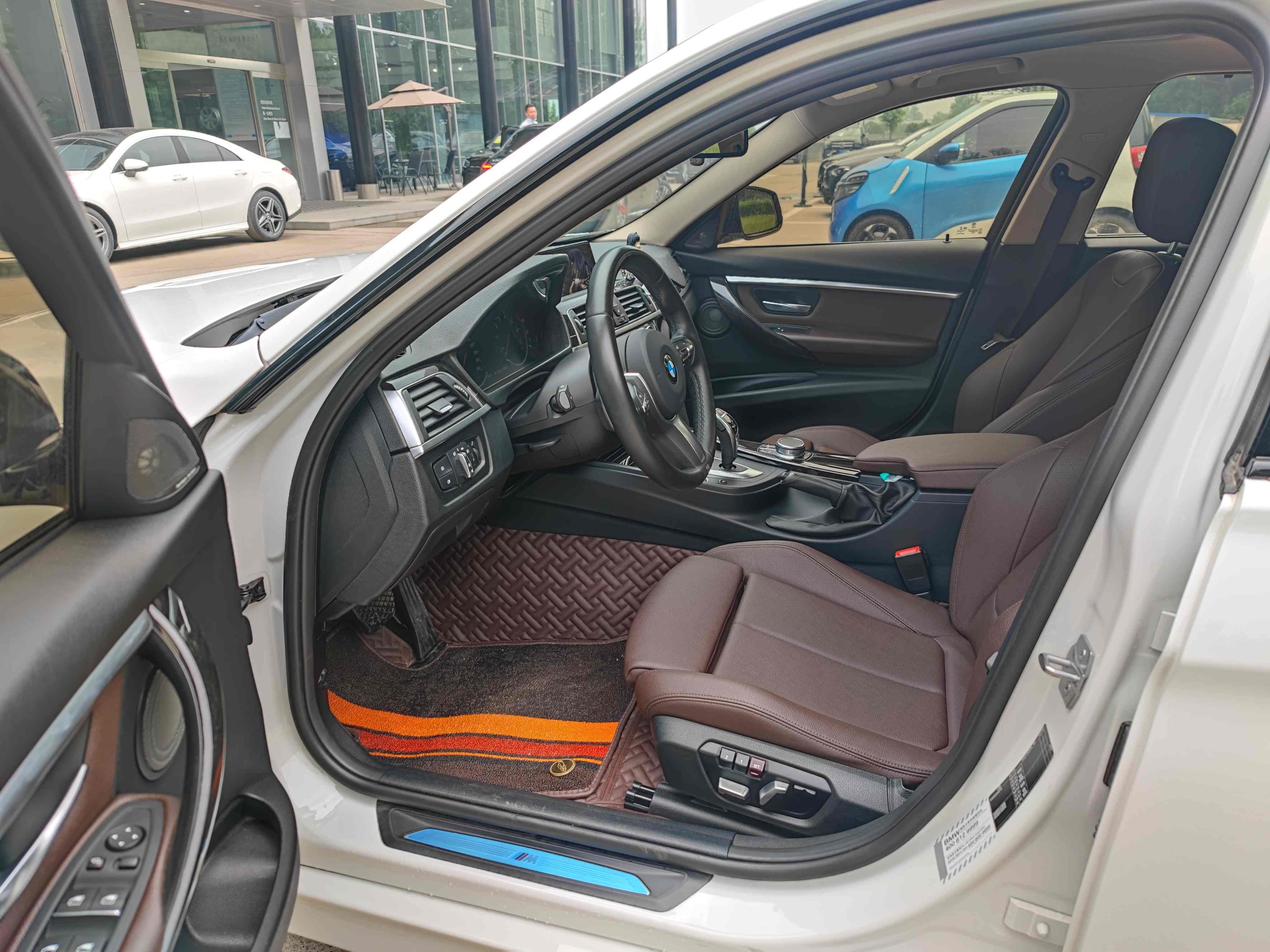BMW 3 Series 2019 #6 BMW 3 Series 2019 car image #6
