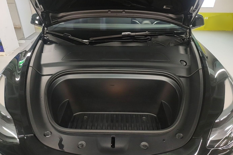 Tesla Model Y 2023 #22 Tesla Model Y 2023 car image #22