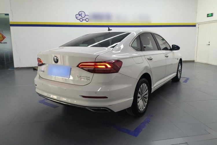 Volkswagen Lavida 2022 #4 Volkswagen Lavida 2022 car image #4