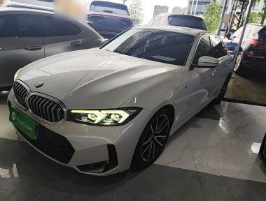 BMW 3 Series 2024 car image 