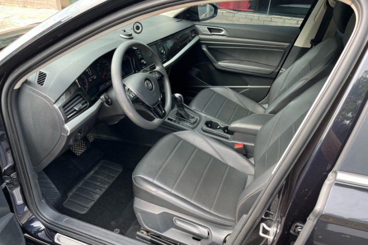 Volkswagen Lavida 2020 car image #9
