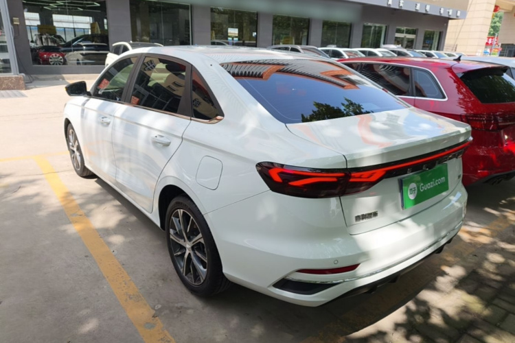 GEELY Emgrand 2023 #5 GEELY Emgrand 2023 car image #5