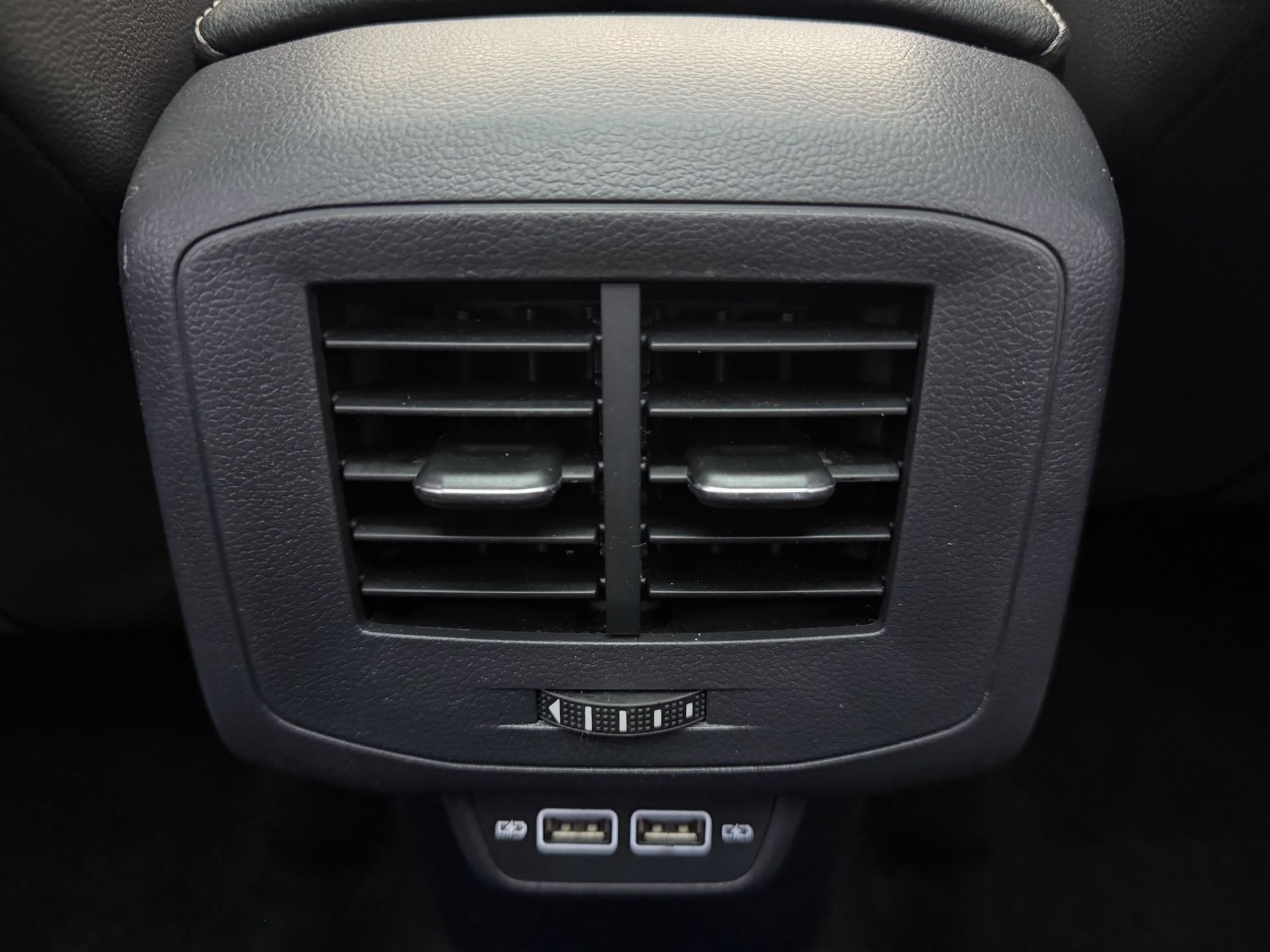 Volkswagen Tacqua 2023 imagem de carro #14