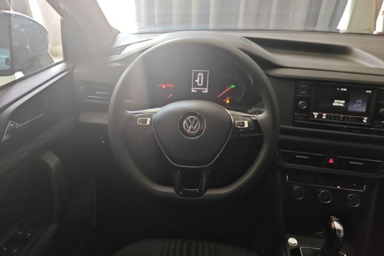Volkswagen Tharu 2019 car image #11