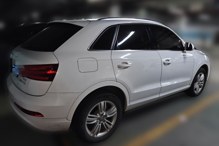 Audi Q3 2015 #5 Audi Q3 2015 car image #5
