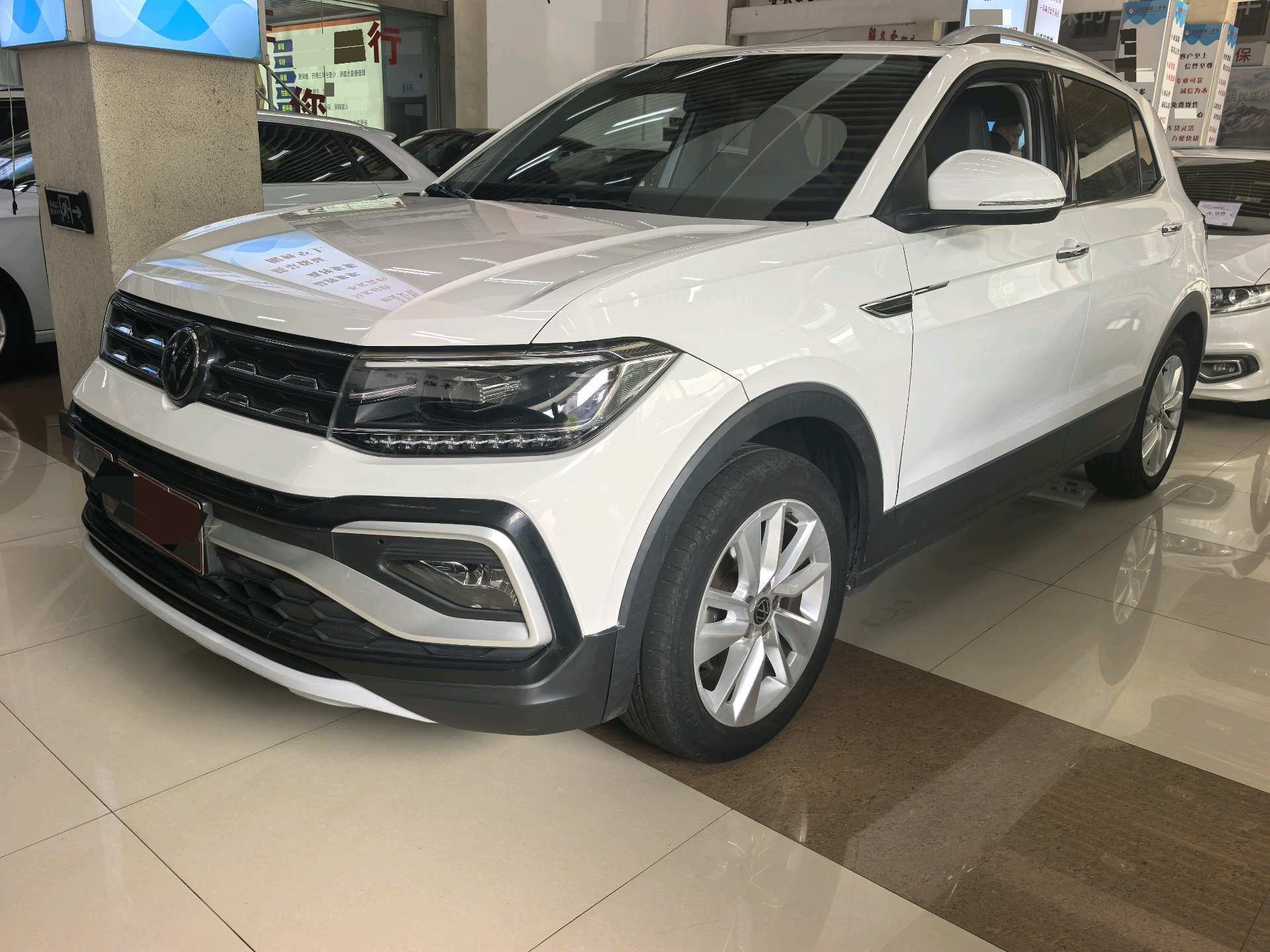 Volkswagen T-Cross 2021 Volkswagen T-Cross 2021 car image