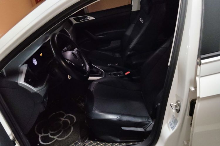 Volkswagen Polo 2023 car image #15