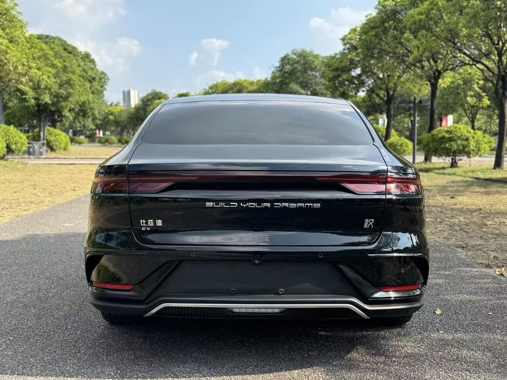 BYD Han 2023 car image #5