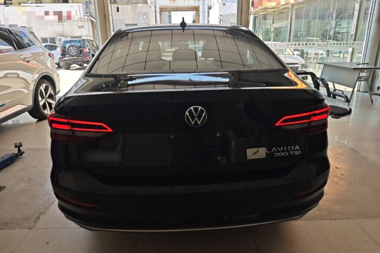 Volkswagen Lavida 2021 car image #6