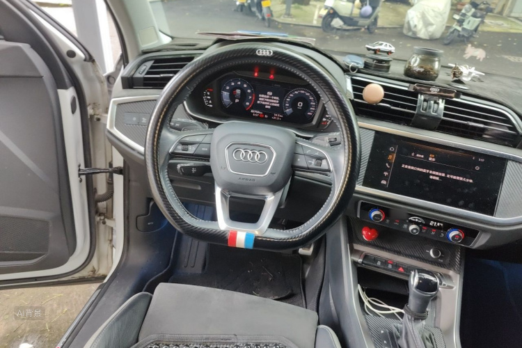 Audi Q3 2021 #12 Audi Q3 2021 car image #12