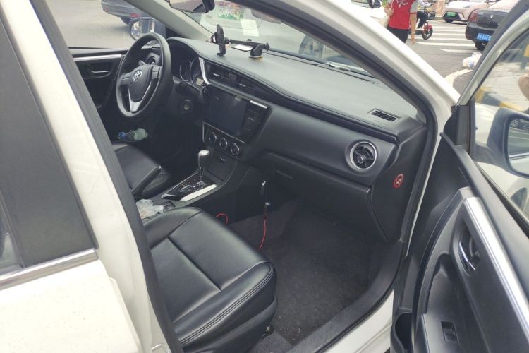 Toyota Corolla 2017 #27 Toyota Corolla 2017 car image #27