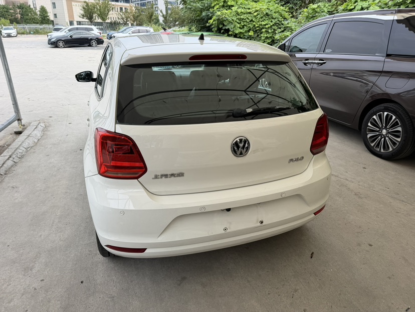 Volkswagen Polo 2018 car image #5