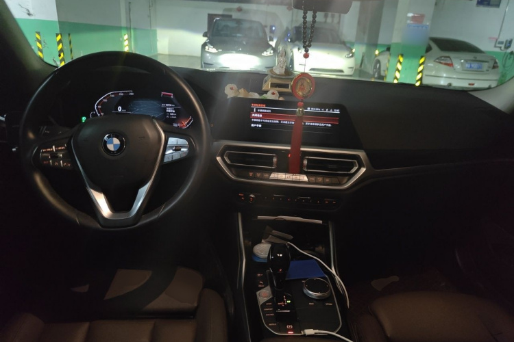 BMW 3 Series 2021 #7 BMW 3 Series 2021 car image #7