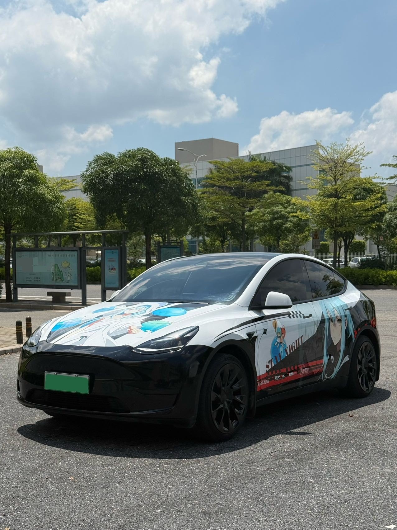 Tesla Model Y 2022 car image 