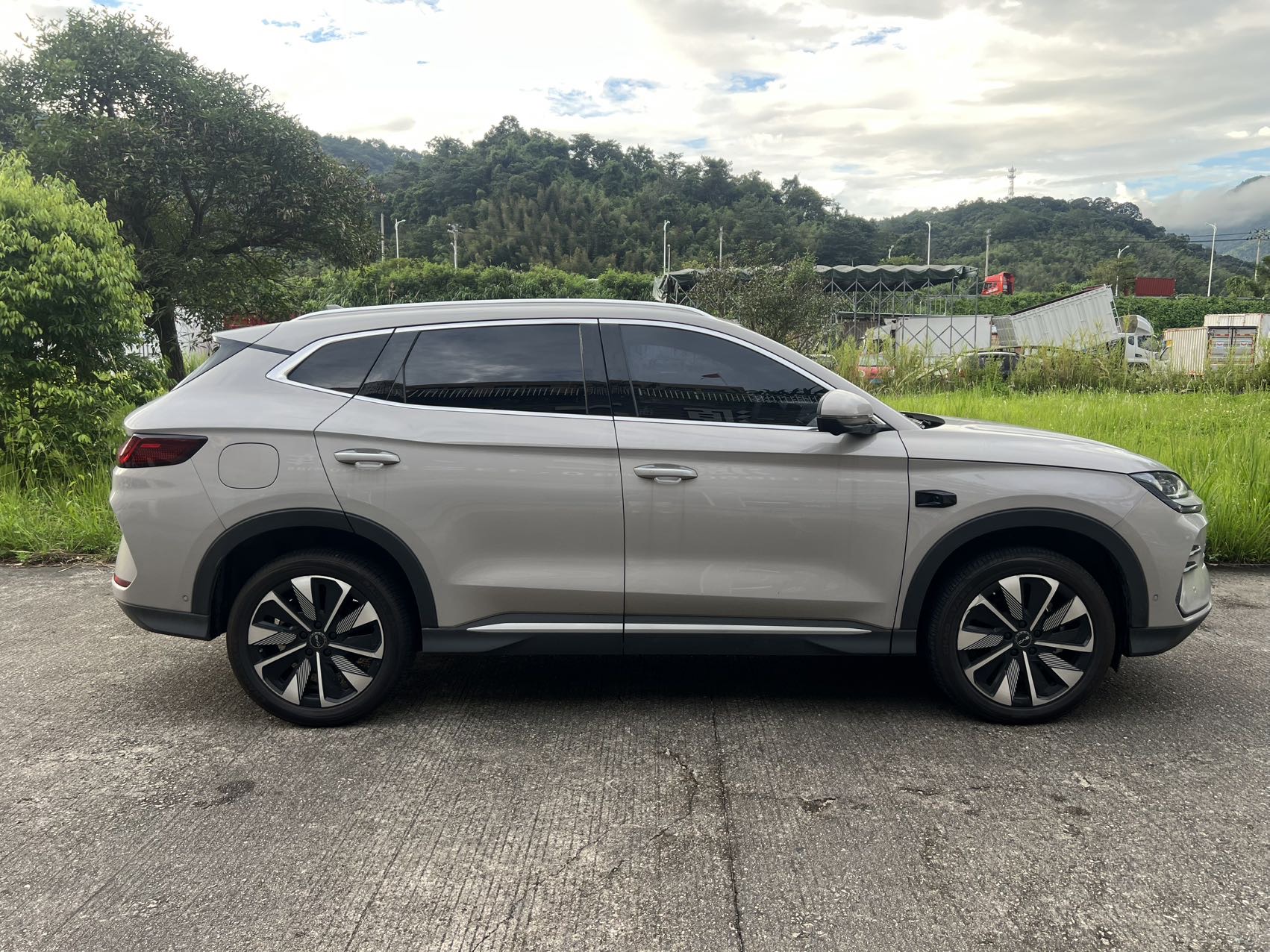BYD Song Plus New Energy 2025 image de voiture #6