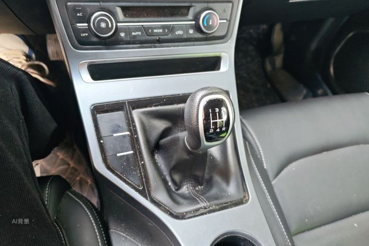 GEELY Emgrand 2018 #16 GEELY Emgrand 2018 car image #16