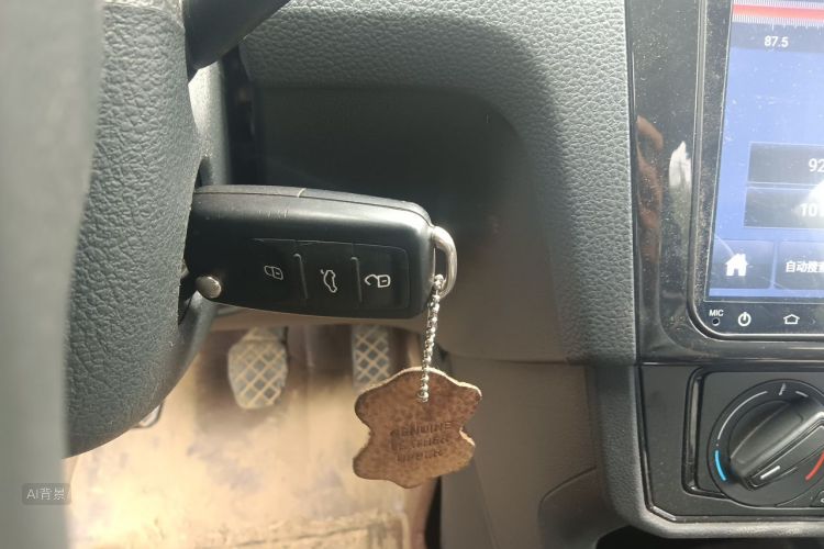 Volkswagen Santana 2019 car image #10