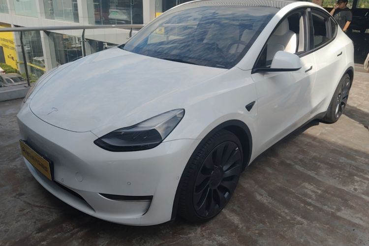 Tesla Model Y 2022 #2 Tesla Model Y 2022 car image #2