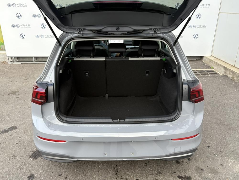 Volkswagen Golf car image #13