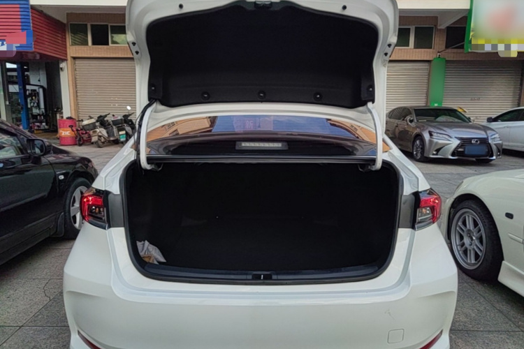 Toyota Corolla 2022 car image #19