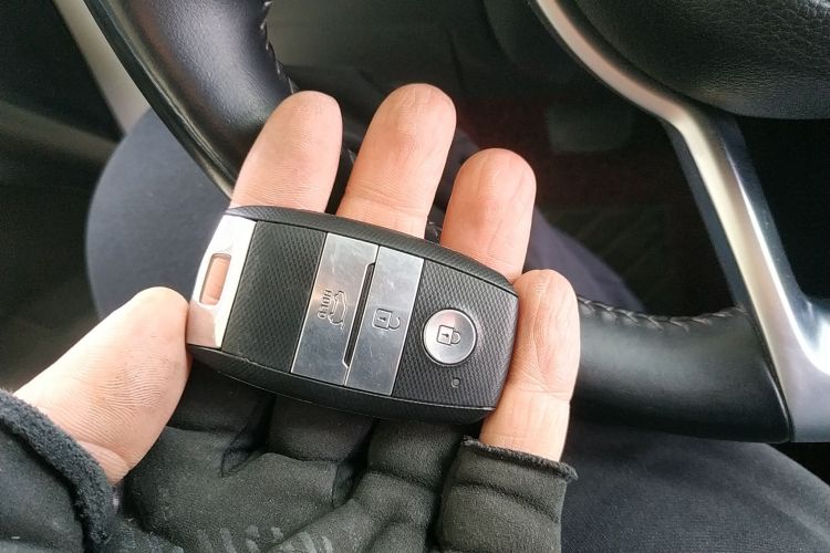 起亚 奕跑 2018 汽车图片 #9