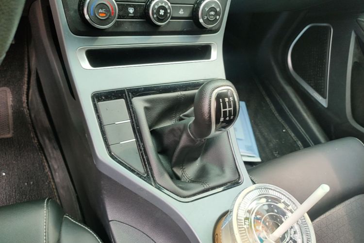 GEELY Emgrand 2022 immagine di auto #14