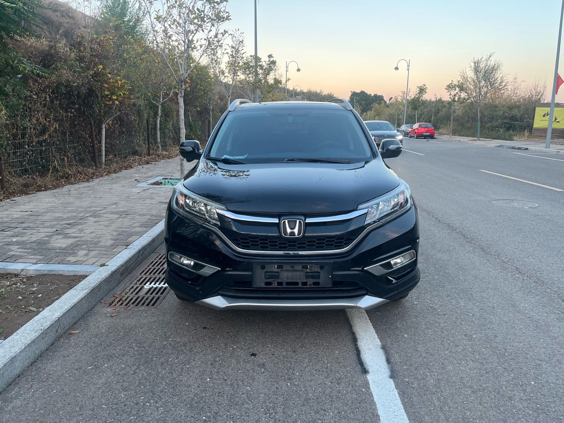 Honda CR-V 2016 #2 Honda CR-V 2016 صورة سيارة #2