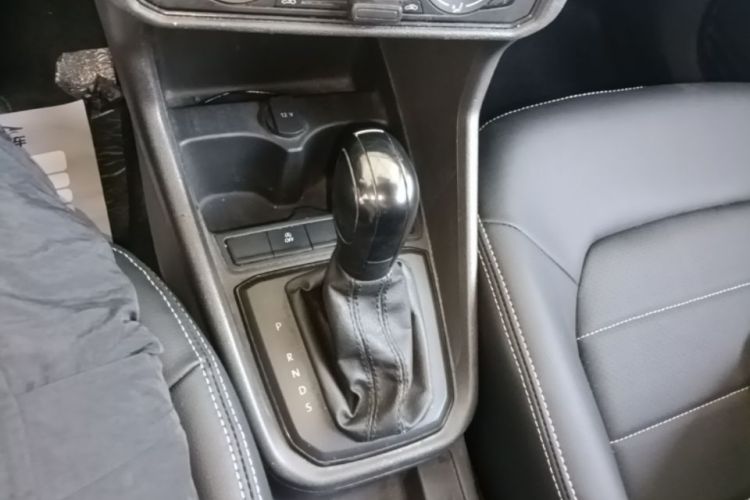 Volkswagen Santana 2019 car image #14