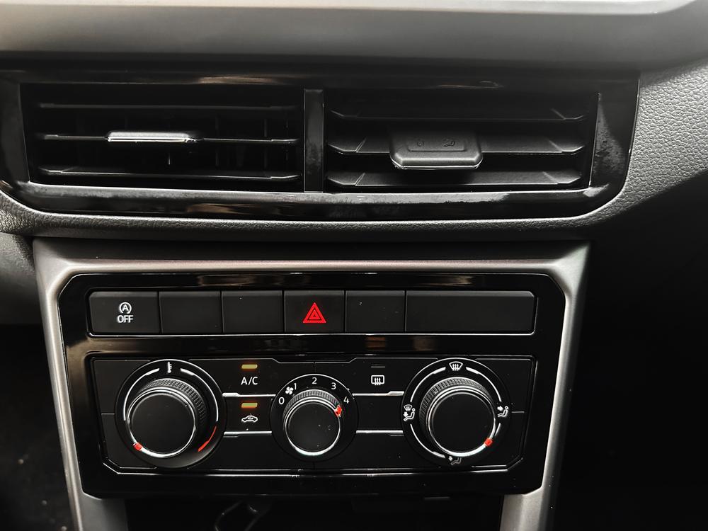 Volkswagen T-Cross 2023 immagine di auto #11