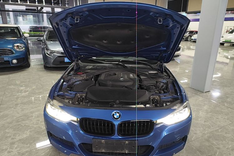 BMW 3 Series 2018 #20 BMW 3 Series 2018 car image #20