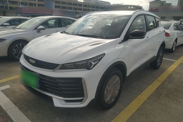 GEELY Coolray 2026 #2 GEELY Coolray 2026 car image #2