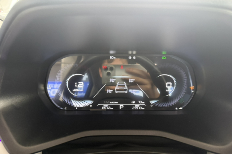 GEELY Emgrand 2022 #8 GEELY Emgrand 2022 car image #8
